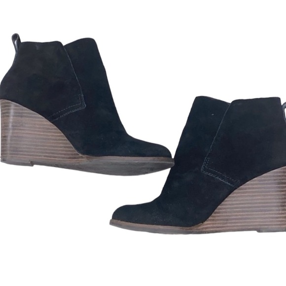 Lucky Brand suede leather booties size 8 - Picture 1 of 10